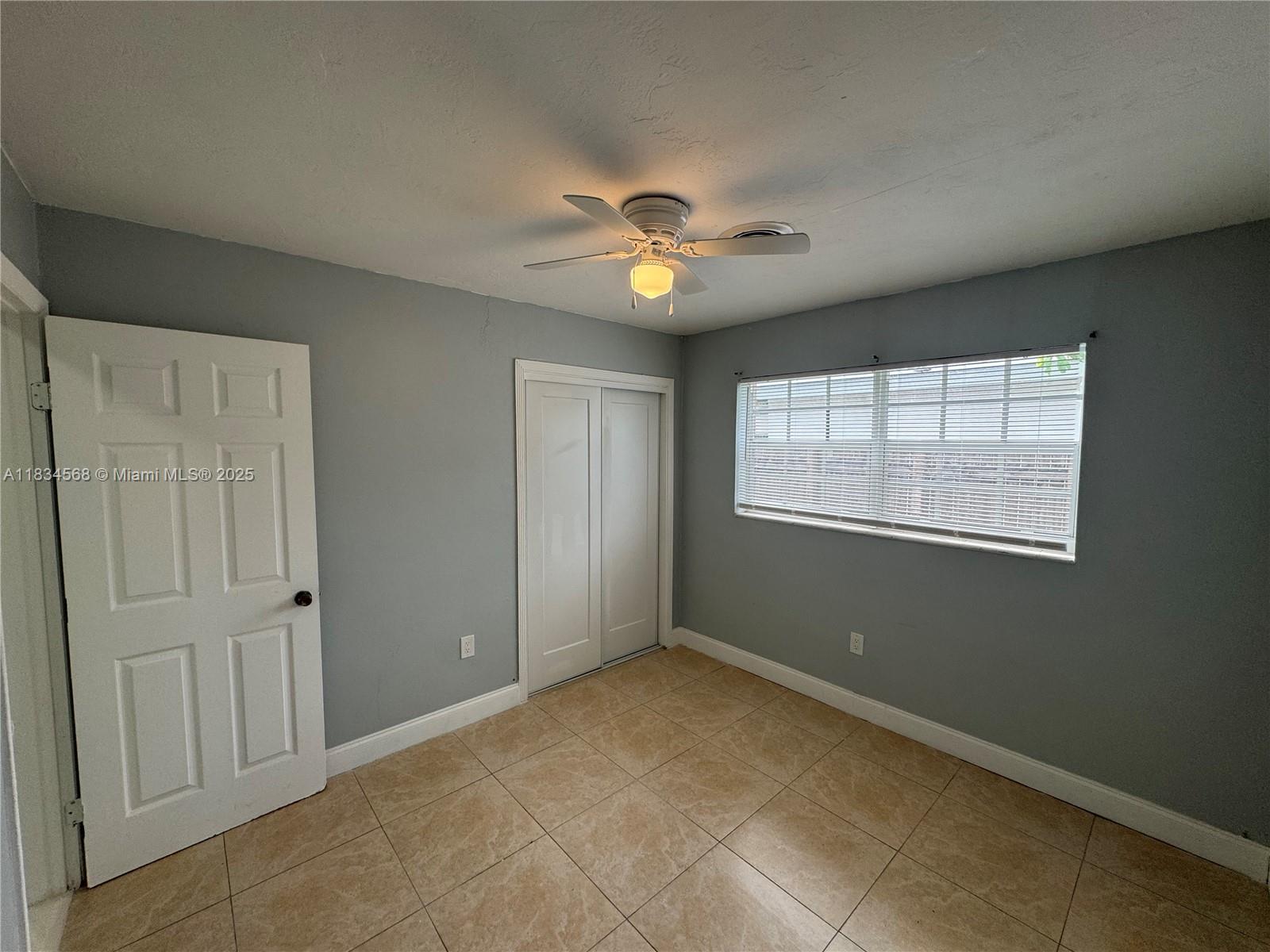 115 Sierra Dr Miami, FL 33179