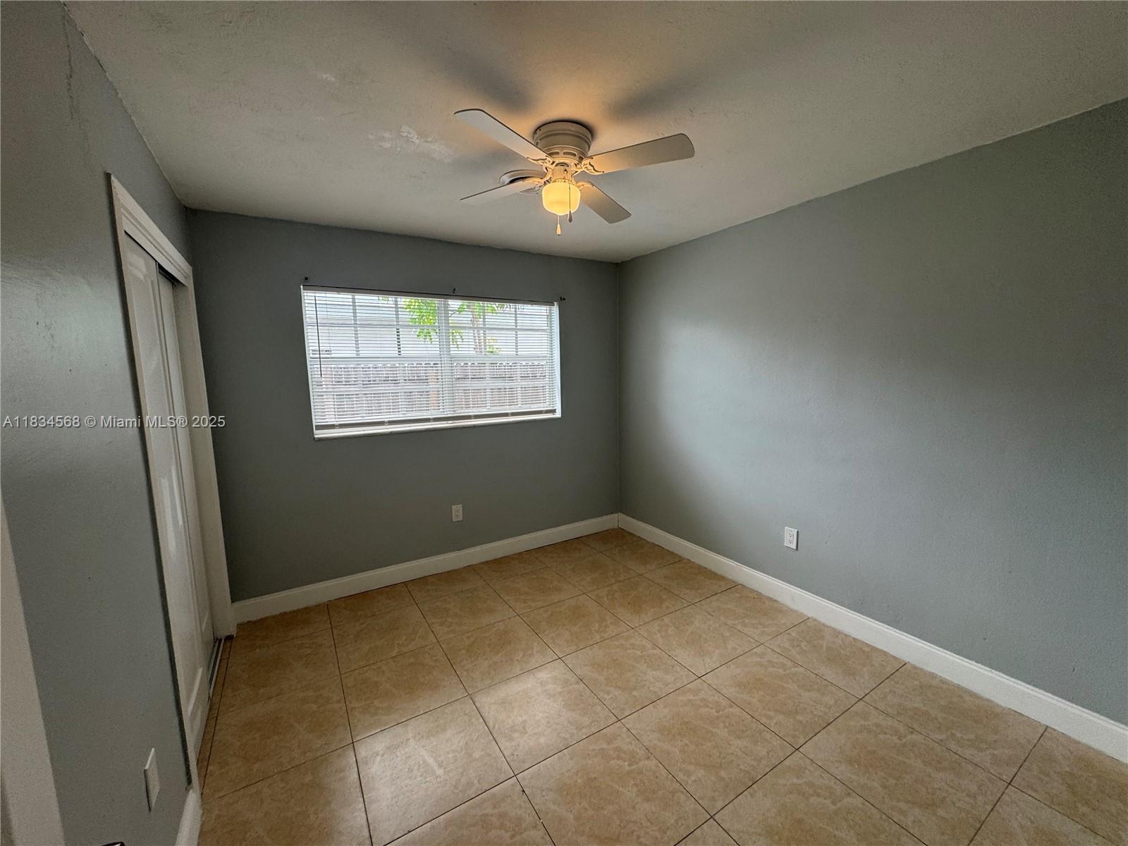 115 Sierra Dr Miami, FL 33179