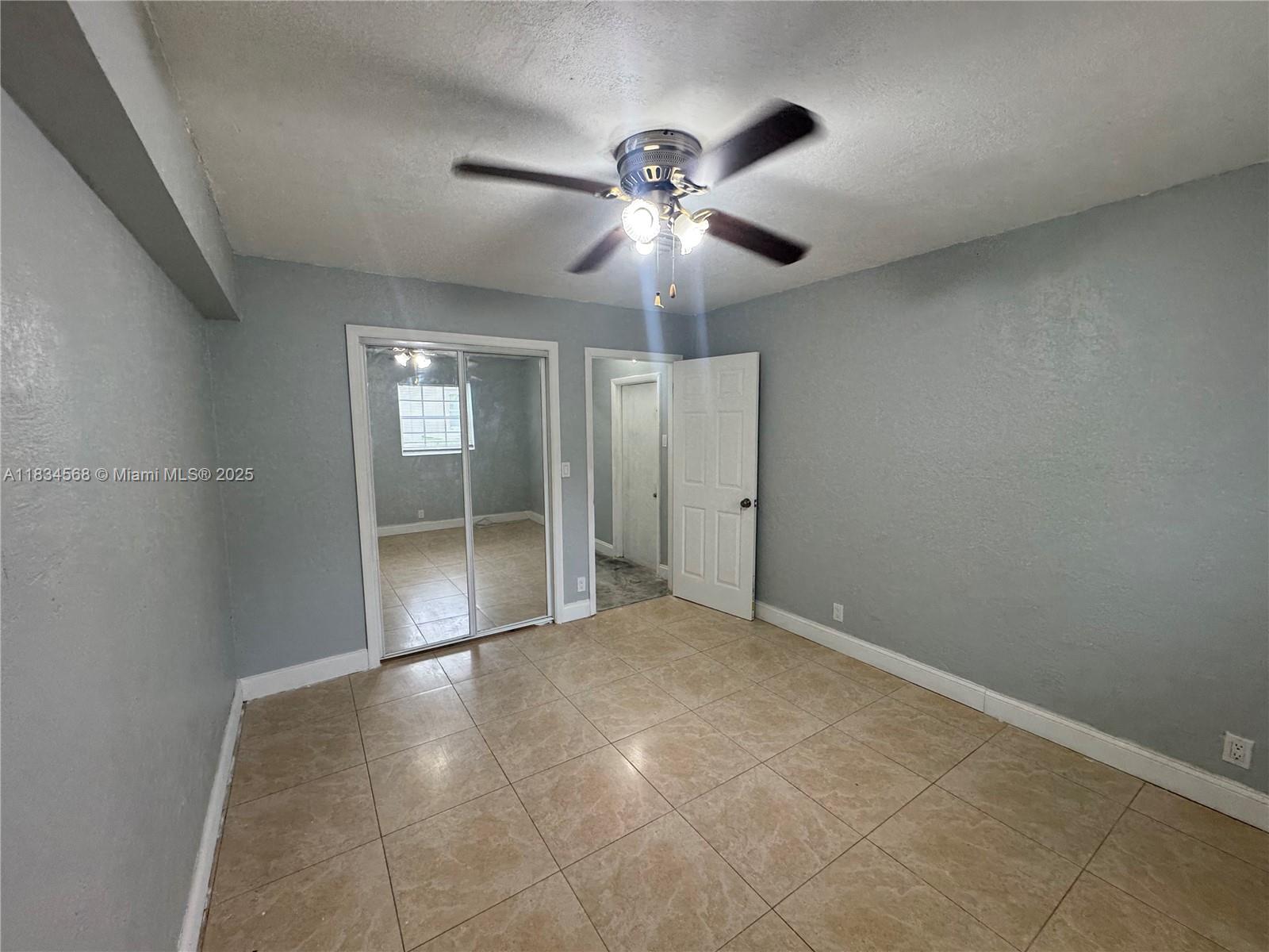 115 Sierra Dr Miami, FL 33179