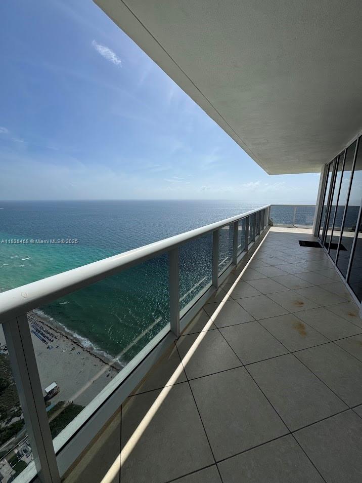 1830 S Ocean Dr #4501 Hallandale Beach, FL 33009