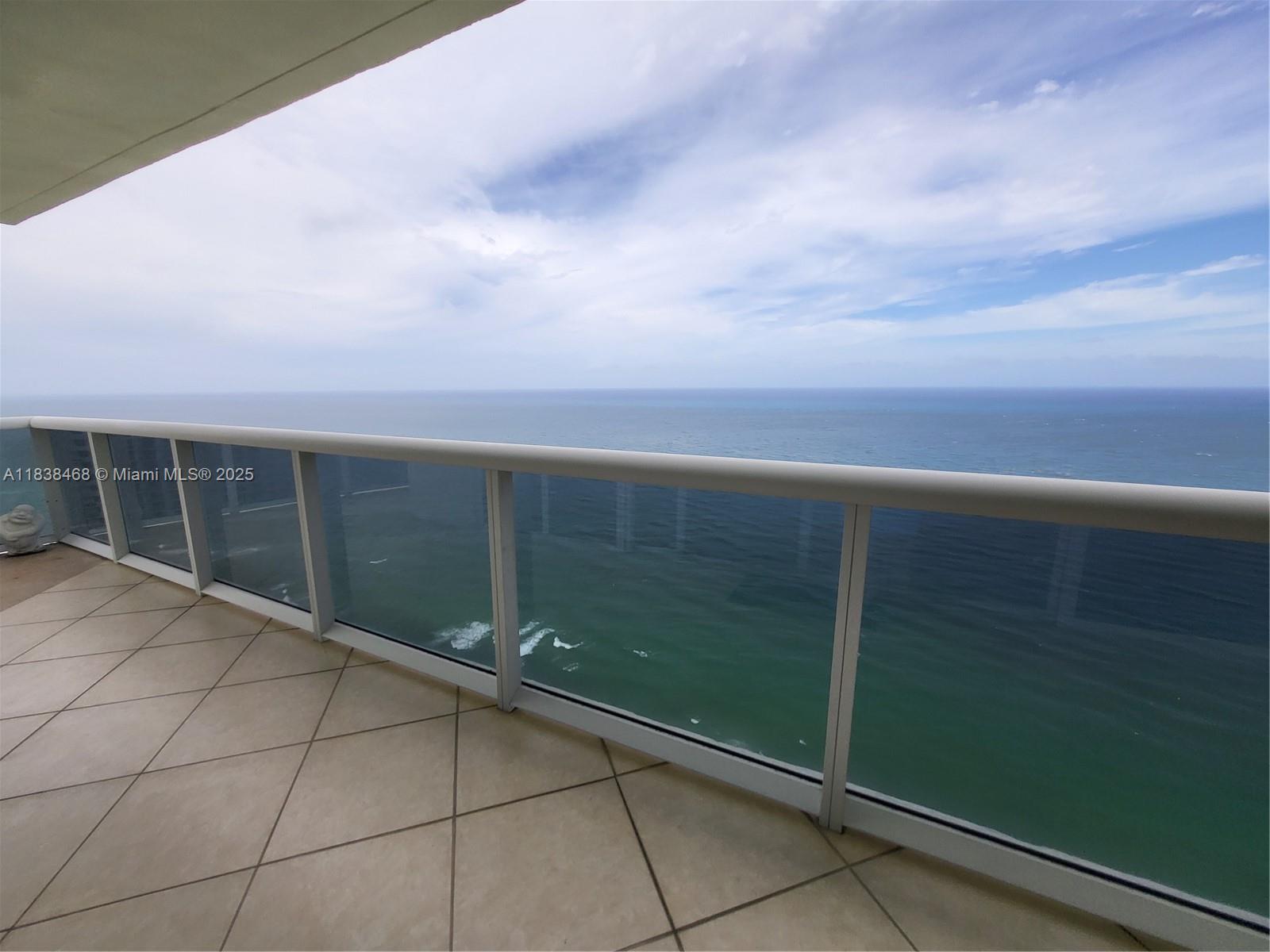 1830 S Ocean Dr #4501 Hallandale Beach, FL 33009