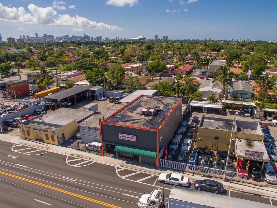 2360 NW 36th St