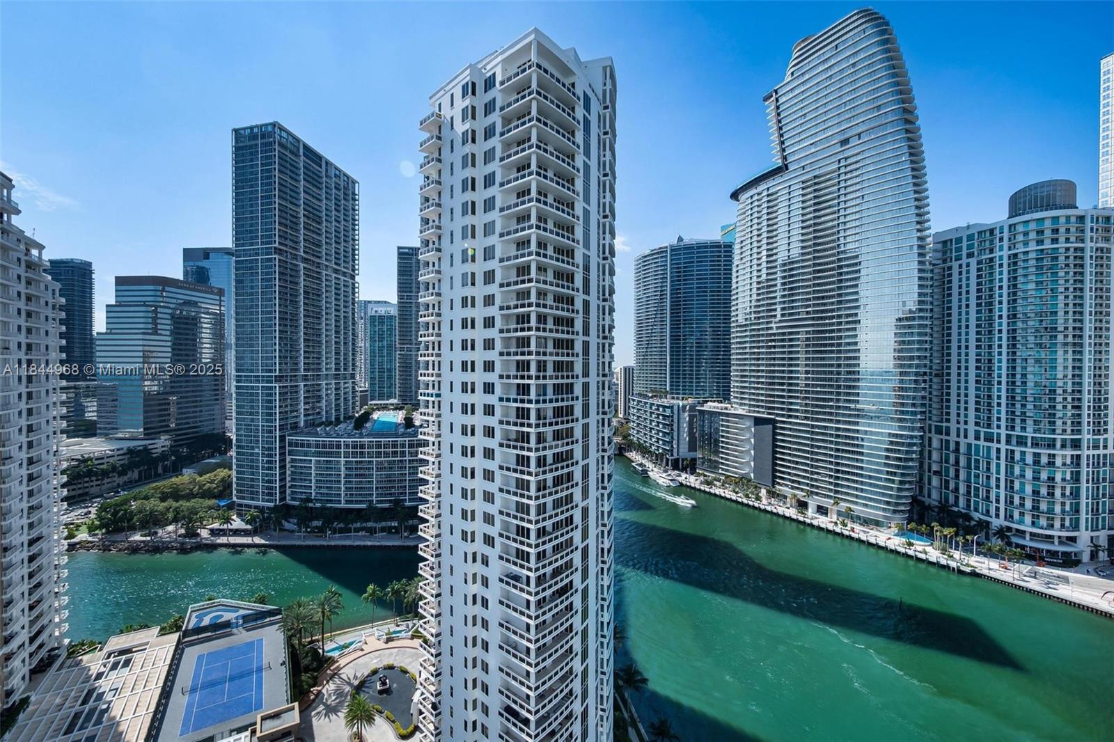 900 Brickell Key Blvd #2005