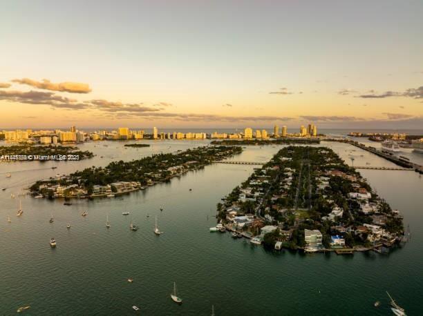 93 Palm Ave Miami Beach, FL 33139 93 Palm Ave Miami Beach, FL 33139