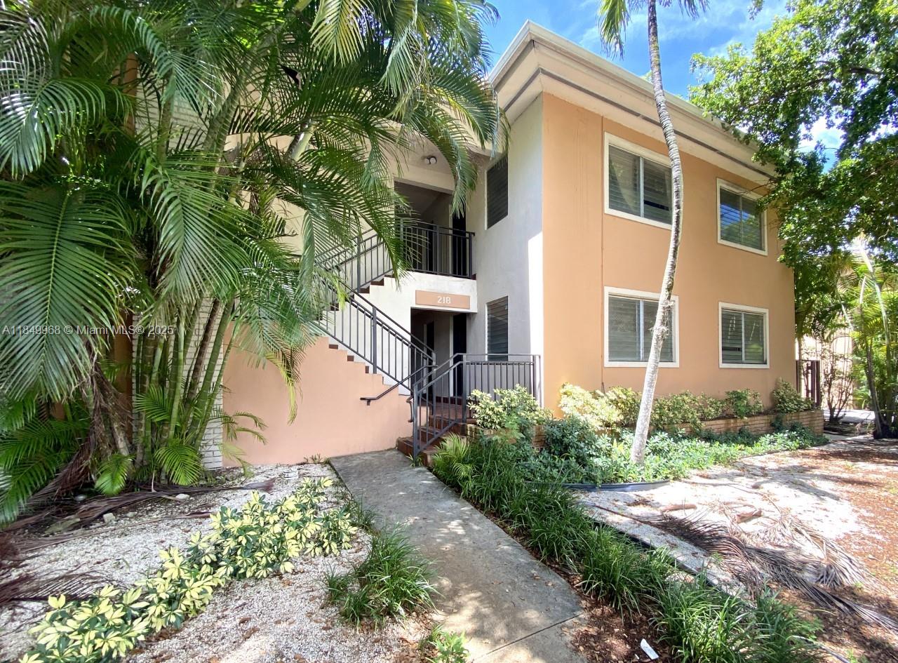 218 Santillane Ave #14