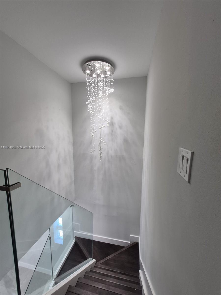 2176 NW 184th Way Pembroke Pines, FL 33029