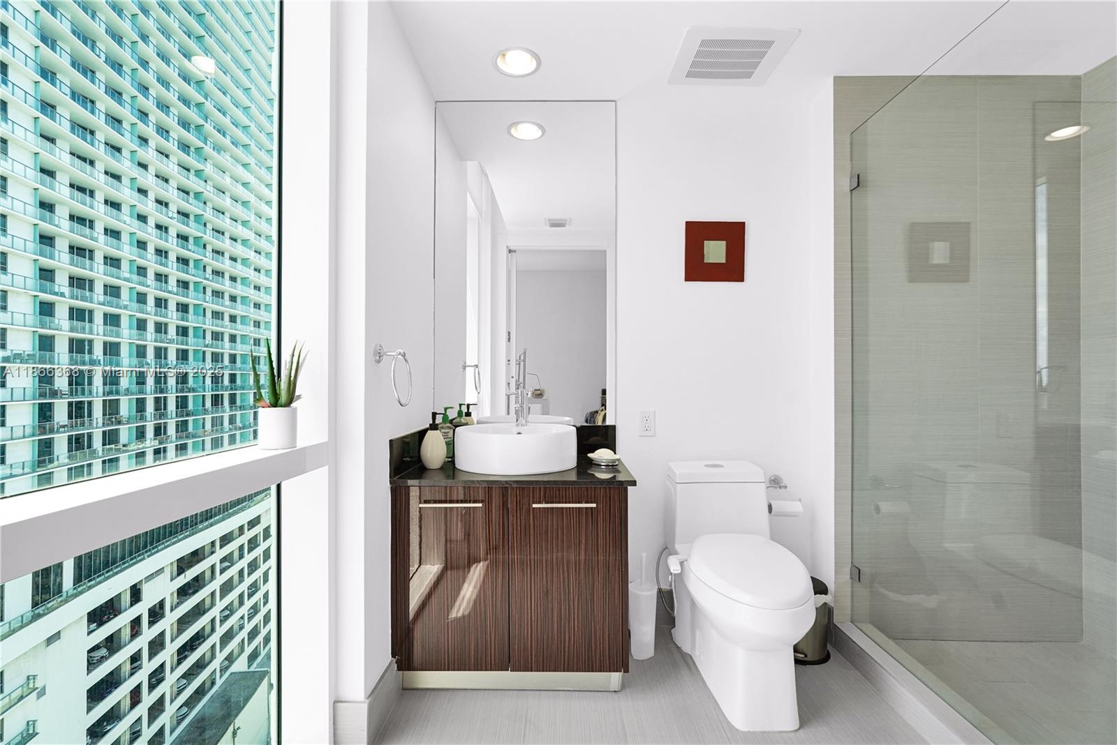 3951 S Ocean Dr #1901 Hollywood, FL 33019