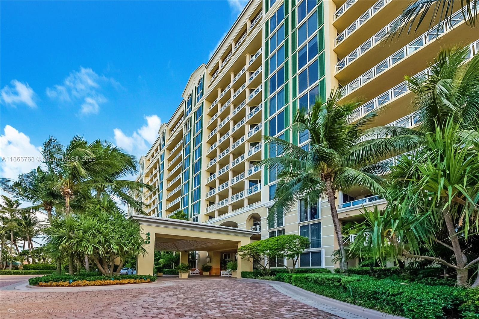 430 Grand Bay Dr #302 Key Biscayne, FL 33149