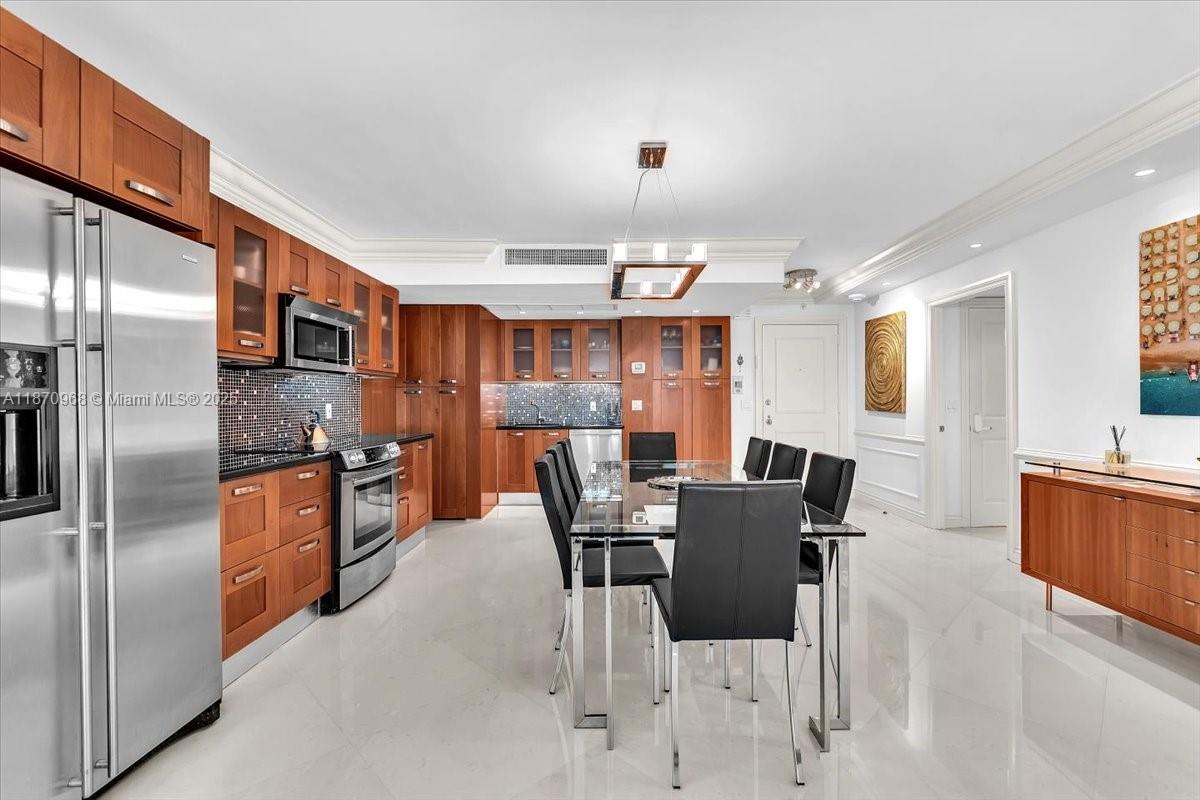 image Balmoral Condo12