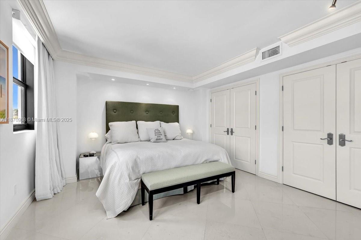 image Balmoral Condo31