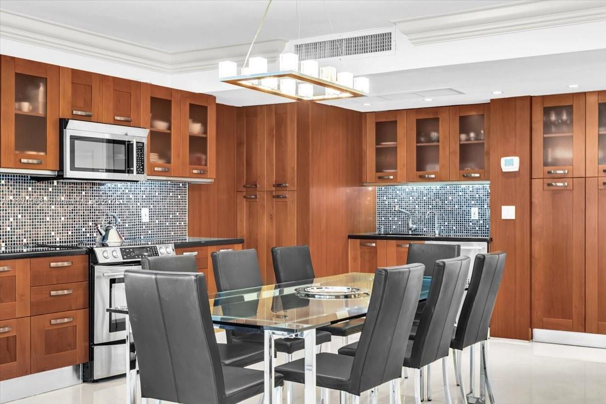 image Balmoral Condo35