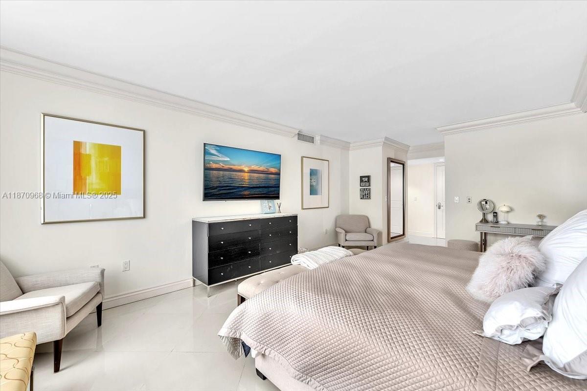 image Balmoral Condo46