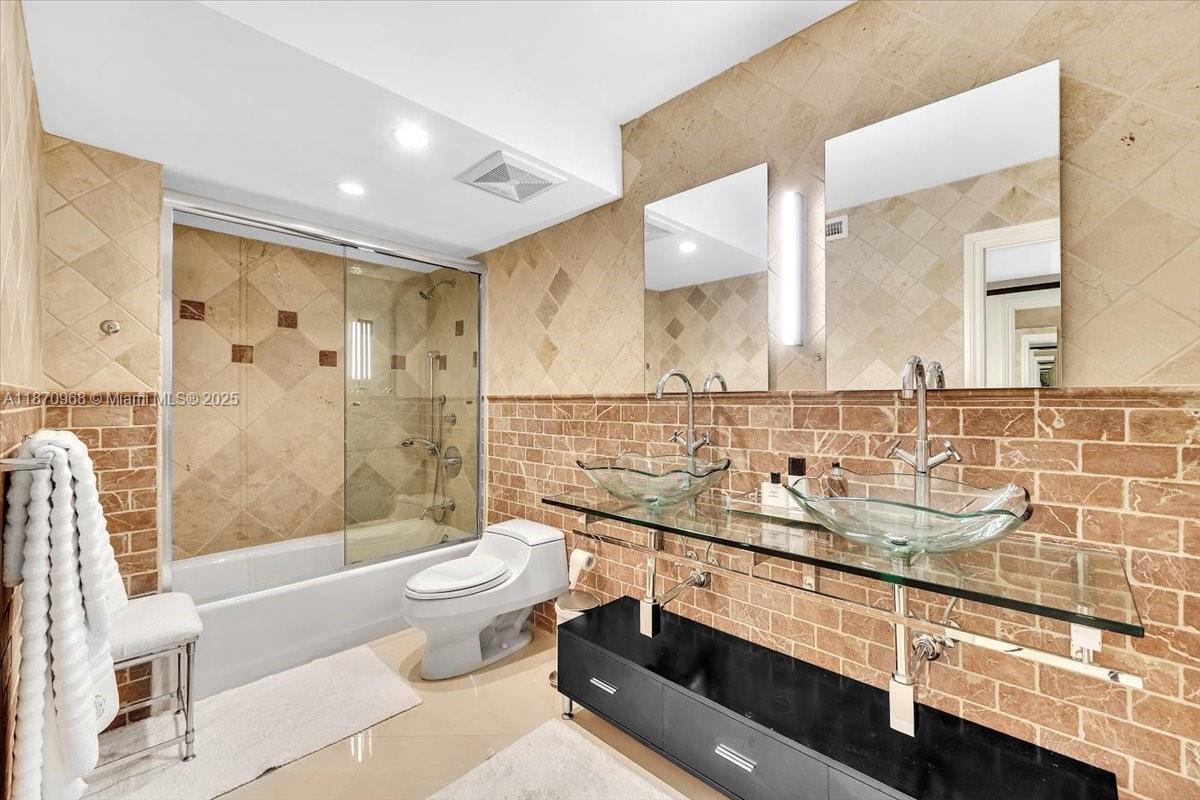 image Balmoral Condo49