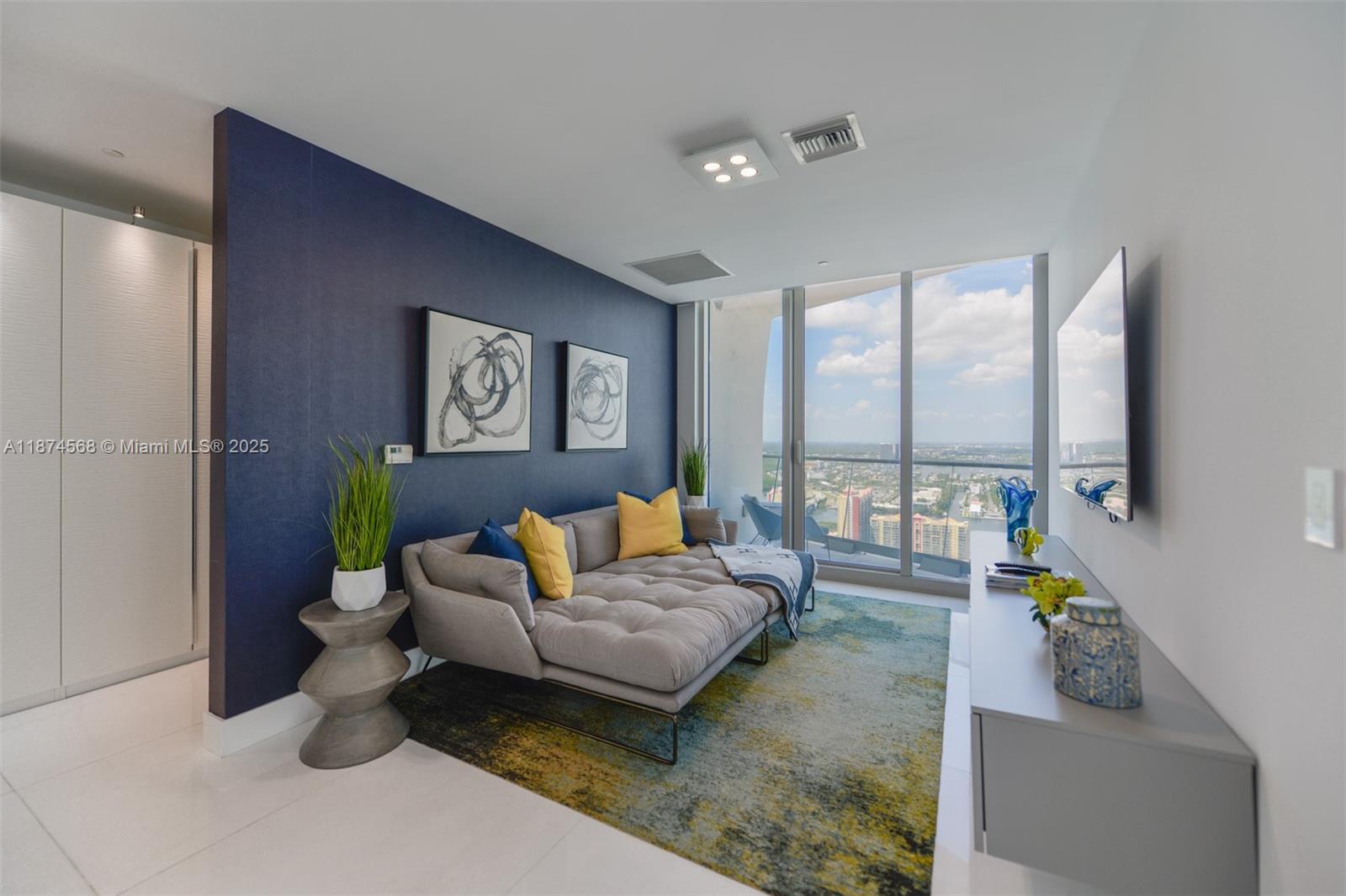 image Jade Signature30