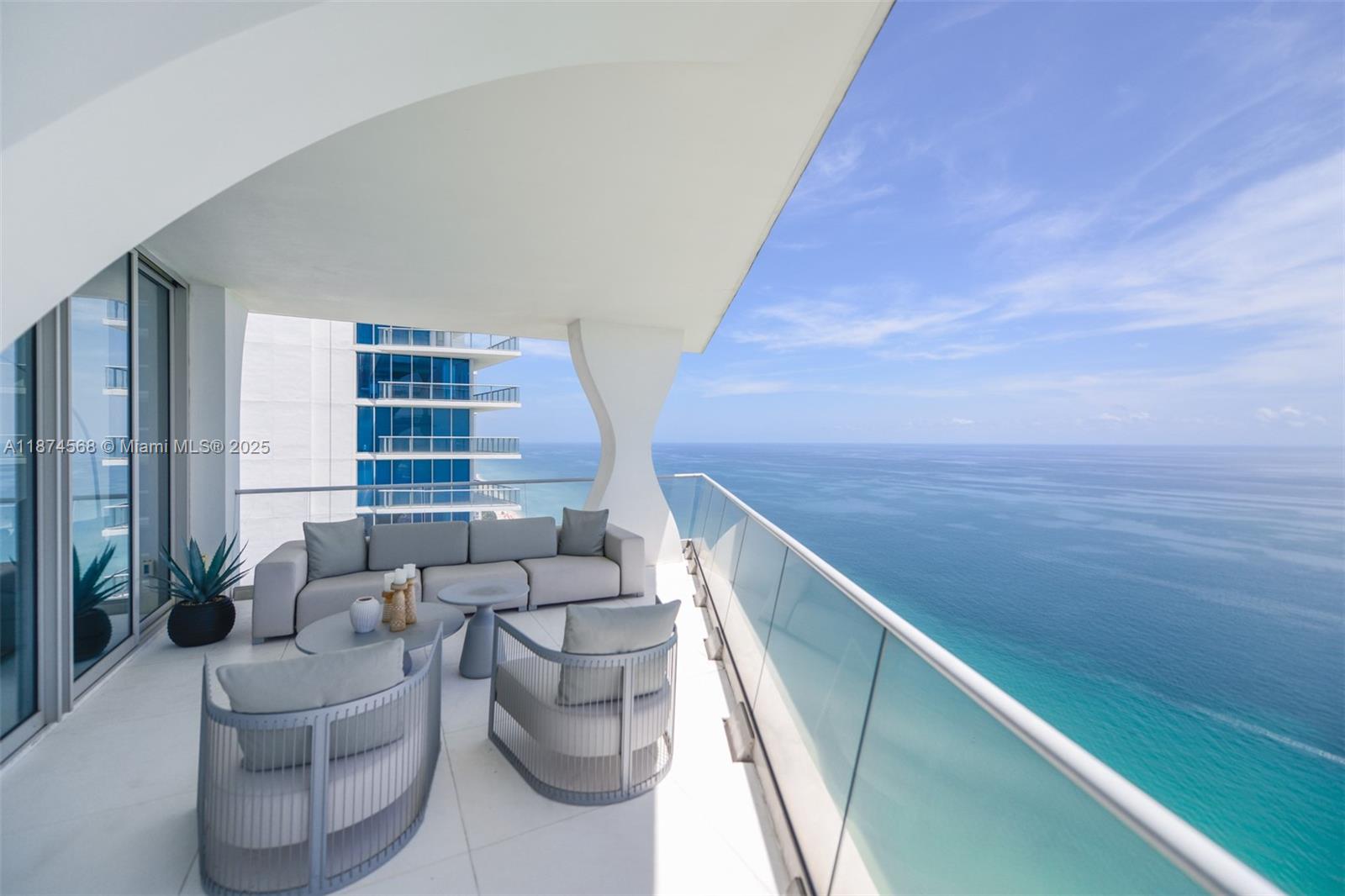 image Jade Signature49