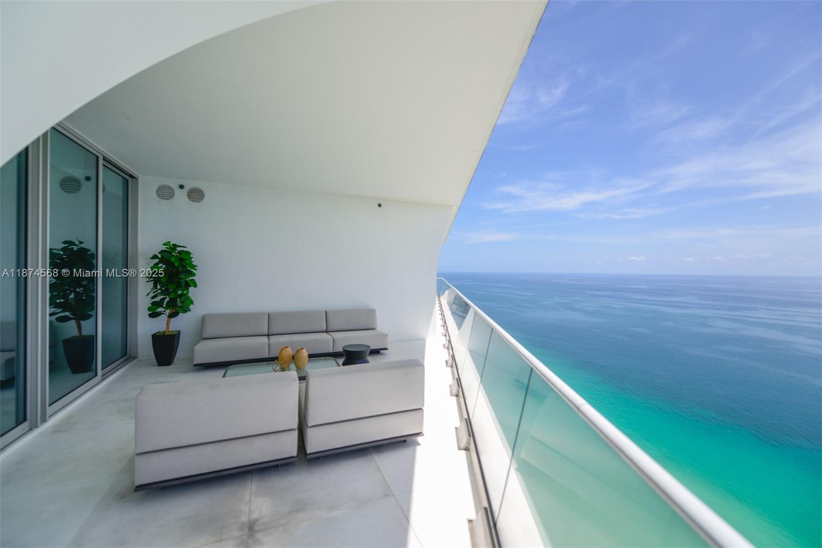 image Jade Signature57