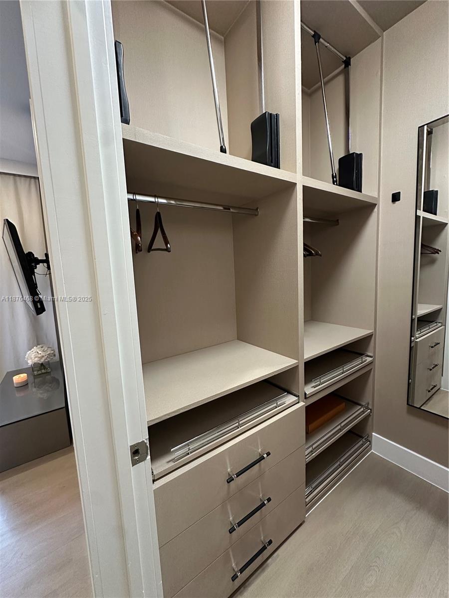 7700 Coquina Dr North Bay Village, FL 33141