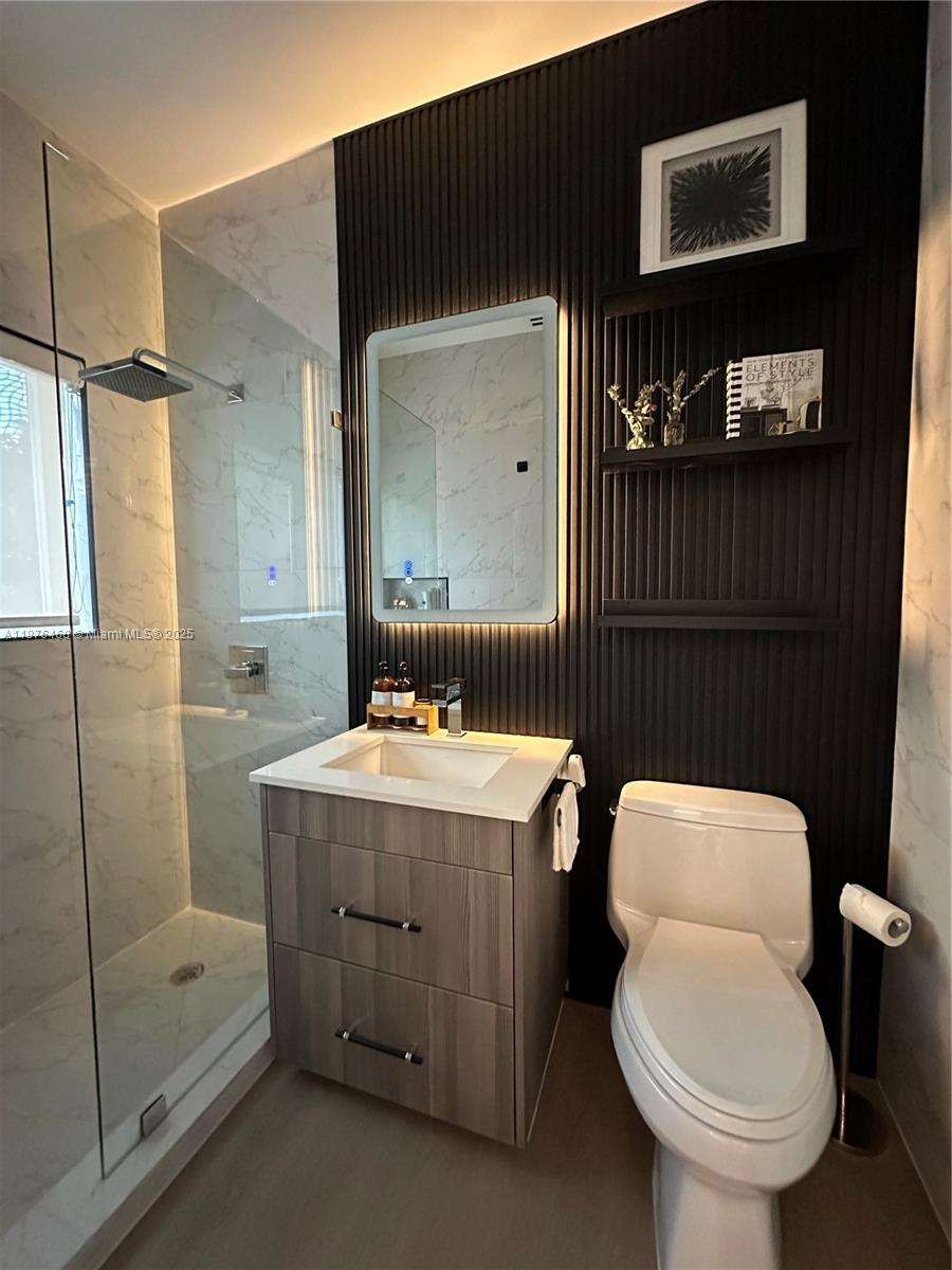 7700 Coquina Dr North Bay Village, FL 33141