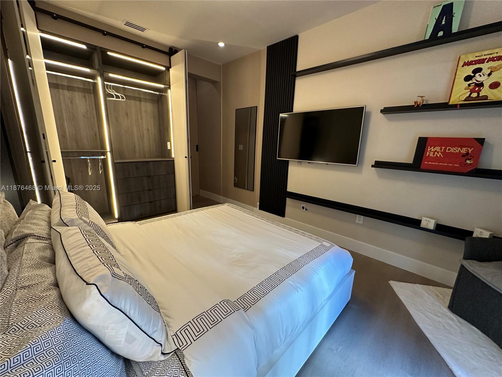 7700 Coquina Dr North Bay Village, FL 33141