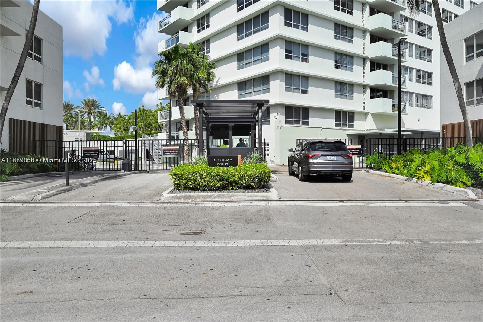 image Flamingo South Beach50
