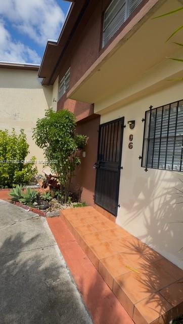 30 SW 108th Ave #G6