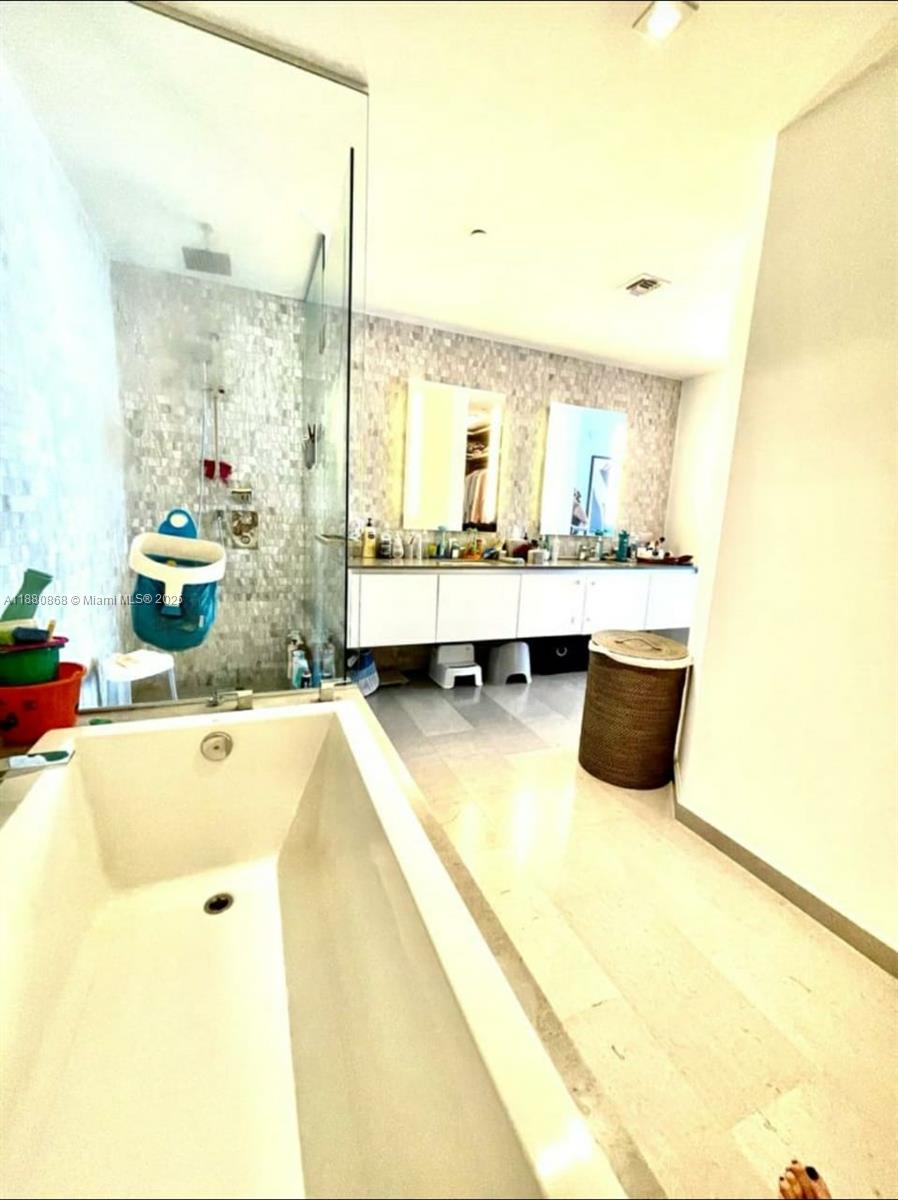 image The Reach At Brickell19