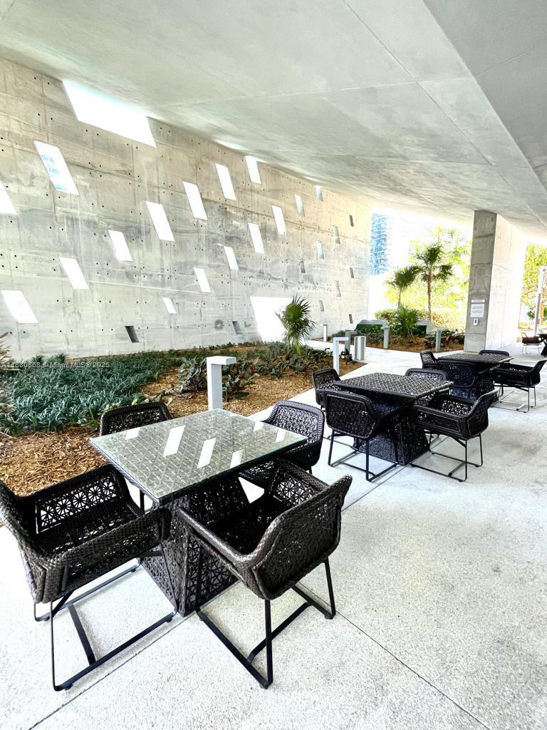 image The Reach At Brickell38
