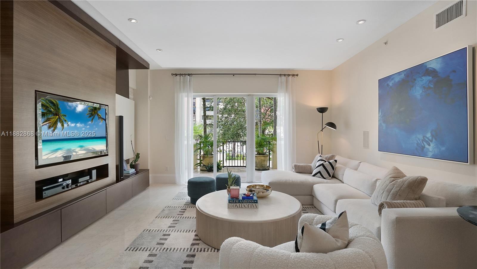 642 Valencia Ave #207 Coral Gables, FL 33134