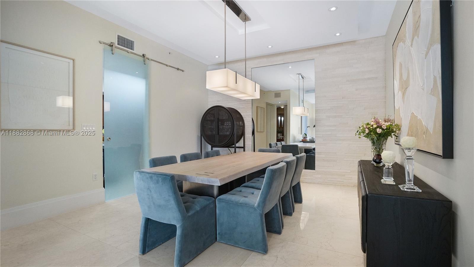 642 Valencia Ave #207 Coral Gables, FL 33134