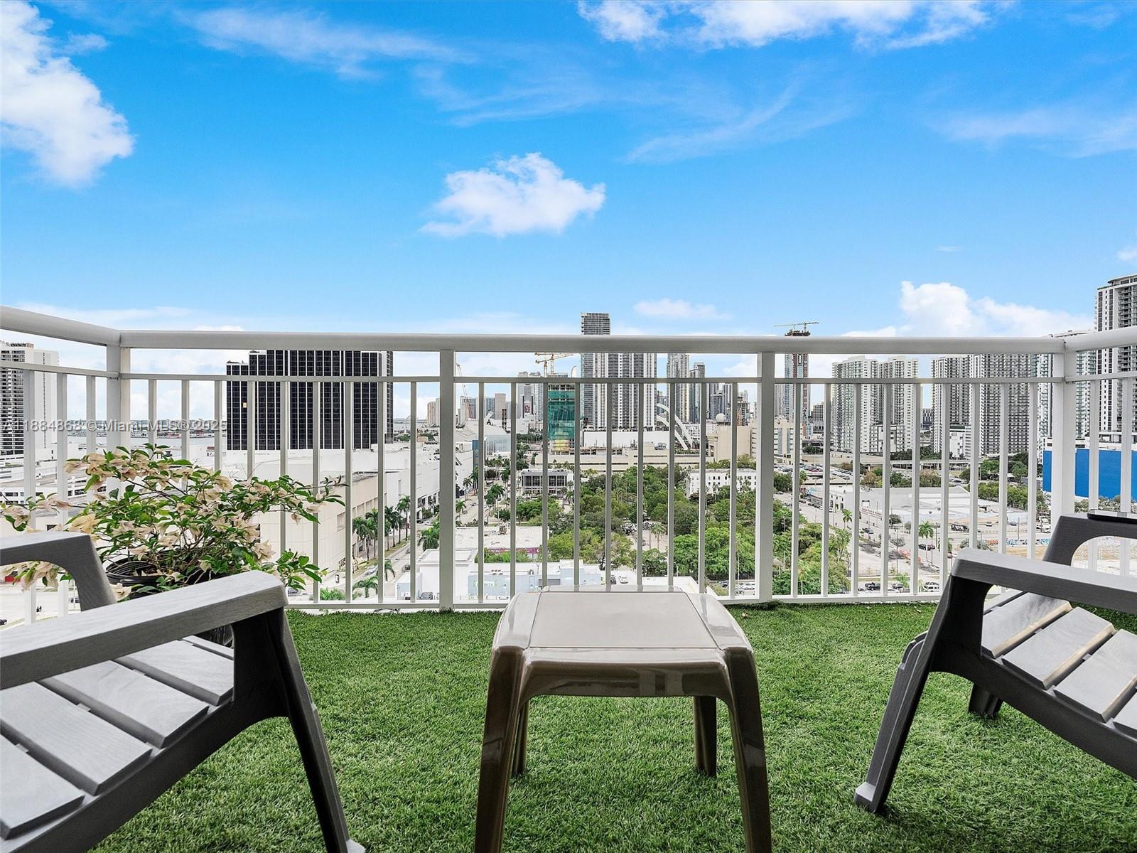 image 1800 Biscayne Plaza Condo20