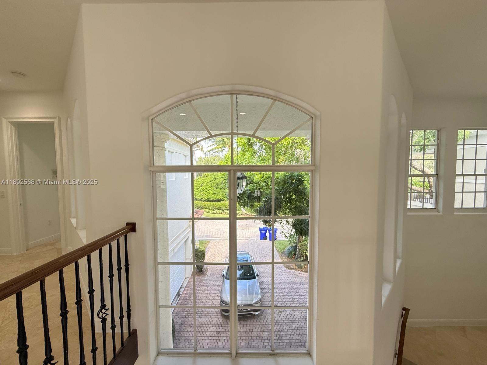 996 Sanibel Dr Hollywood, FL 33019