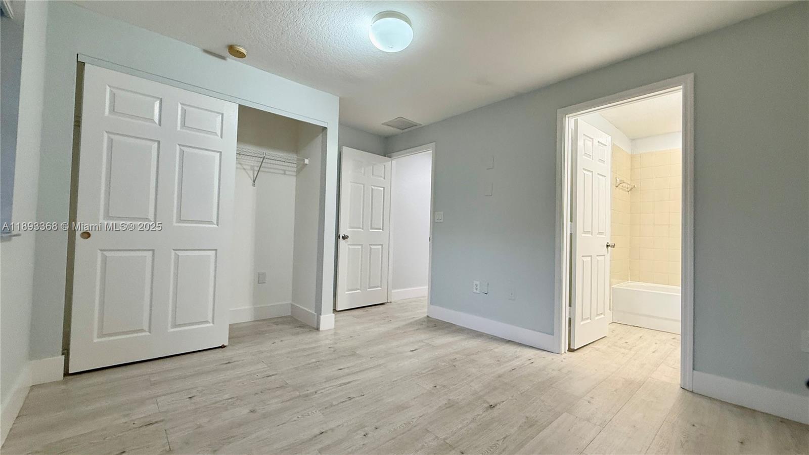 1976 SW 60th Ter North Lauderdale, FL 33068