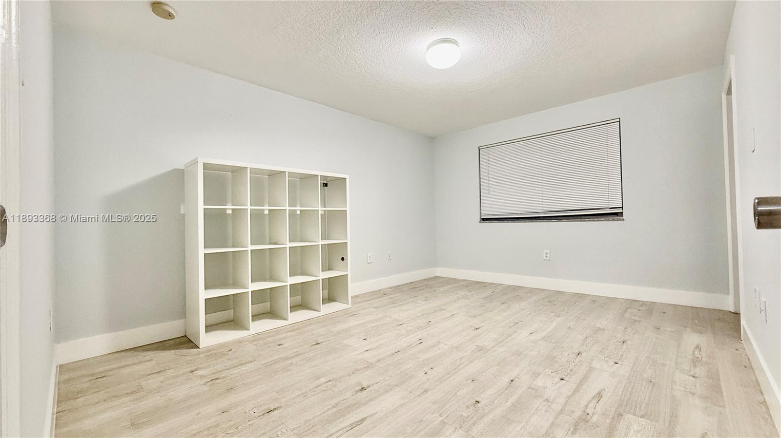 1976 SW 60th Ter North Lauderdale, FL 33068