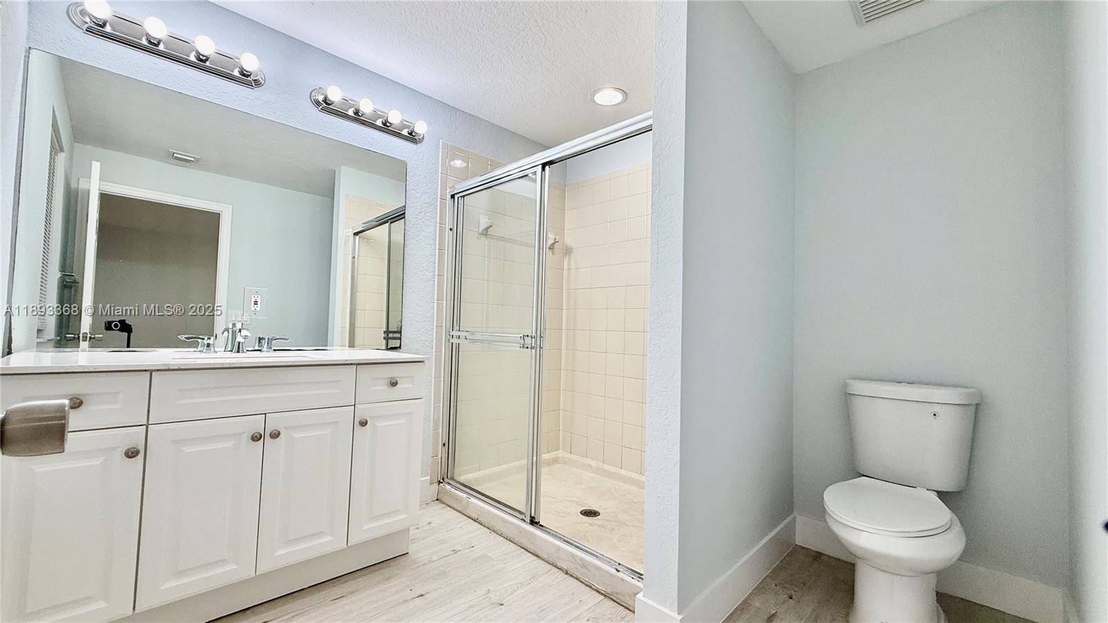 1976 SW 60th Ter North Lauderdale, FL 33068