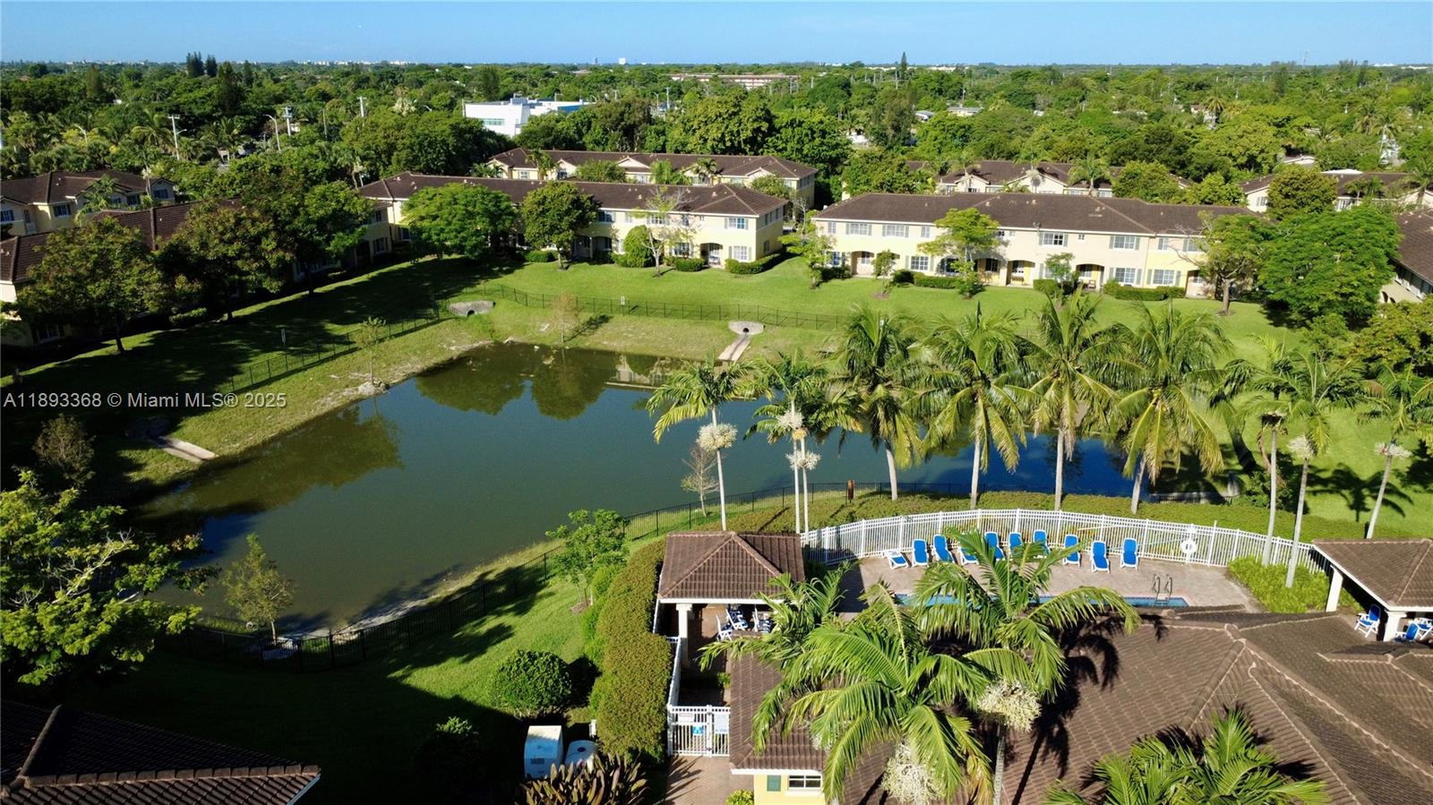 1976 SW 60th Ter North Lauderdale, FL 33068