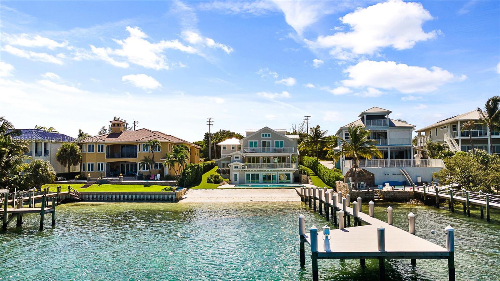 18119 SE Federal Hwy Jupiter, FL 33469