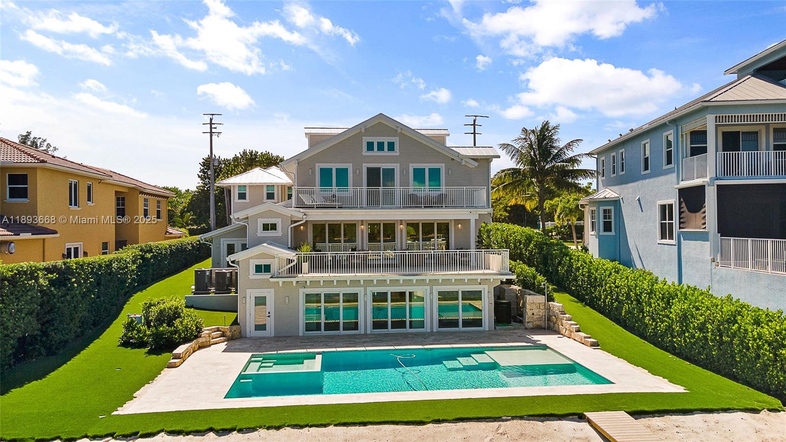 18119 SE Federal Hwy Jupiter, FL 33469