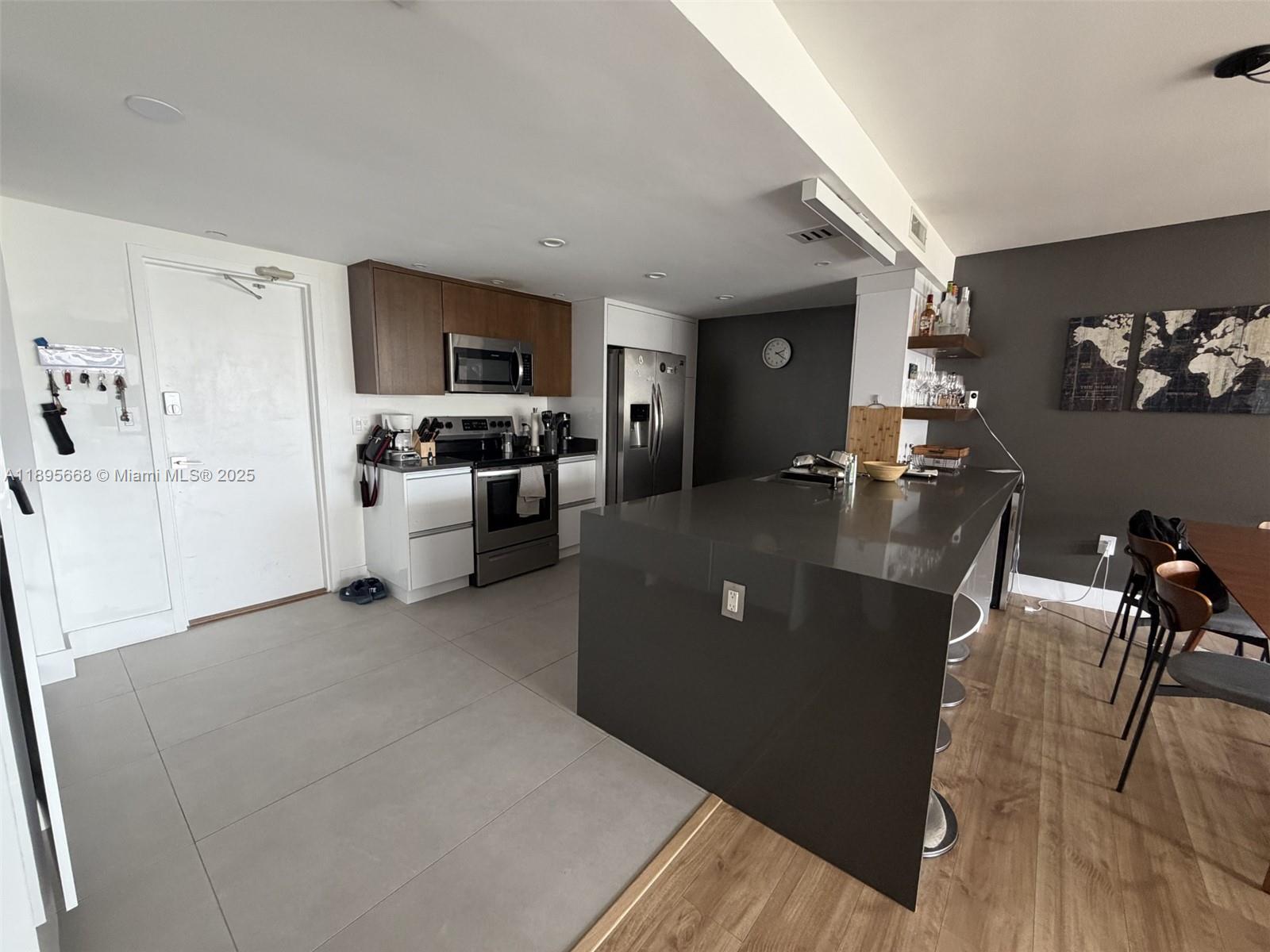 image Commodore Club South1