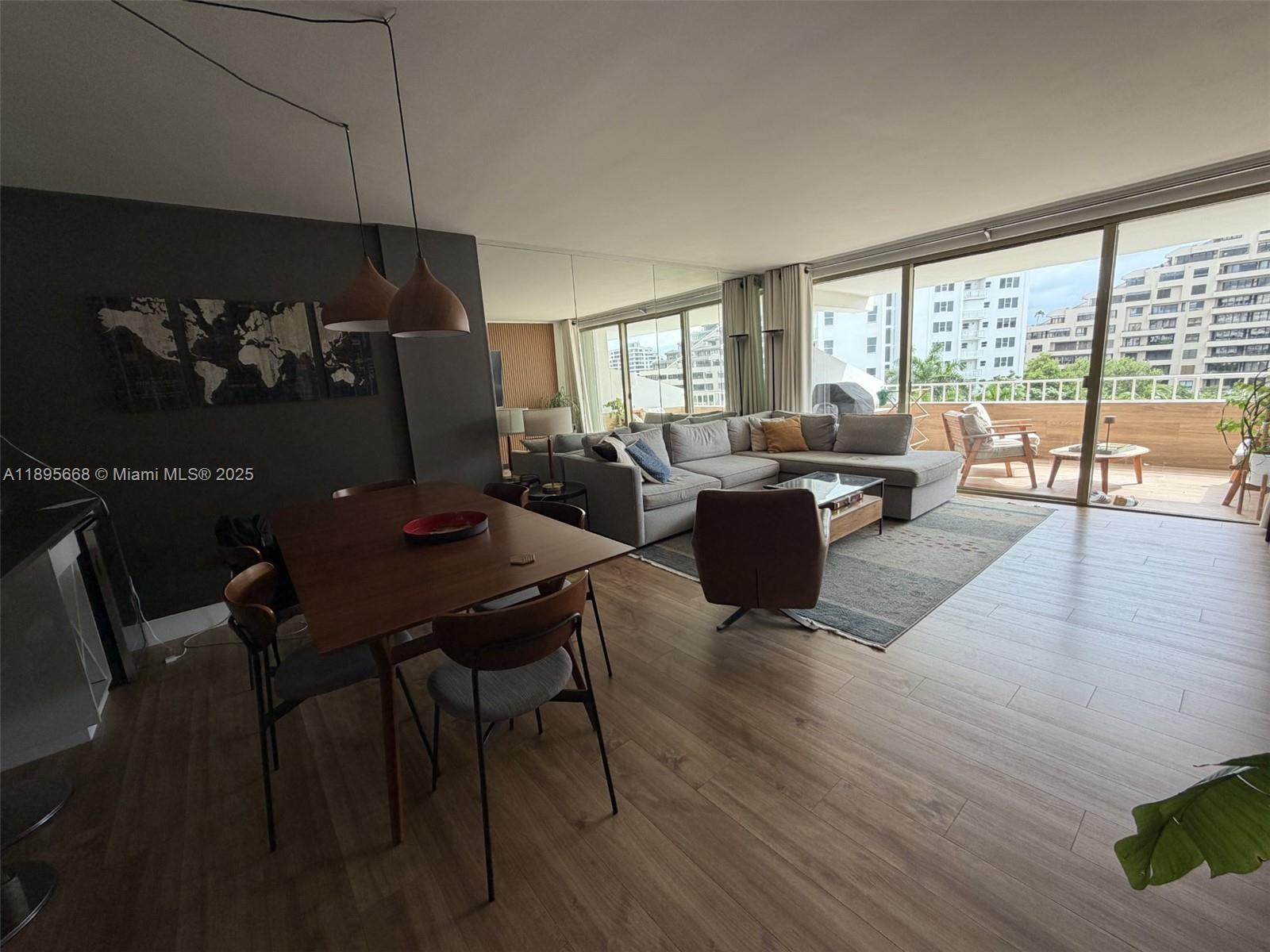 image Commodore Club South3