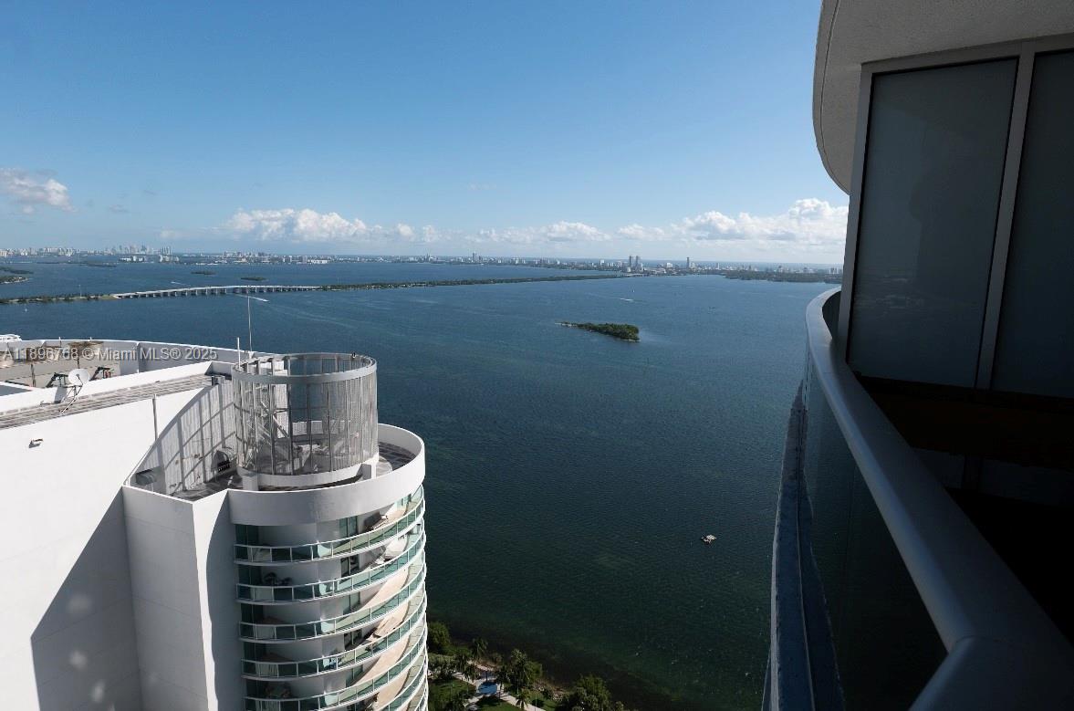 image Aria On The Bay3
