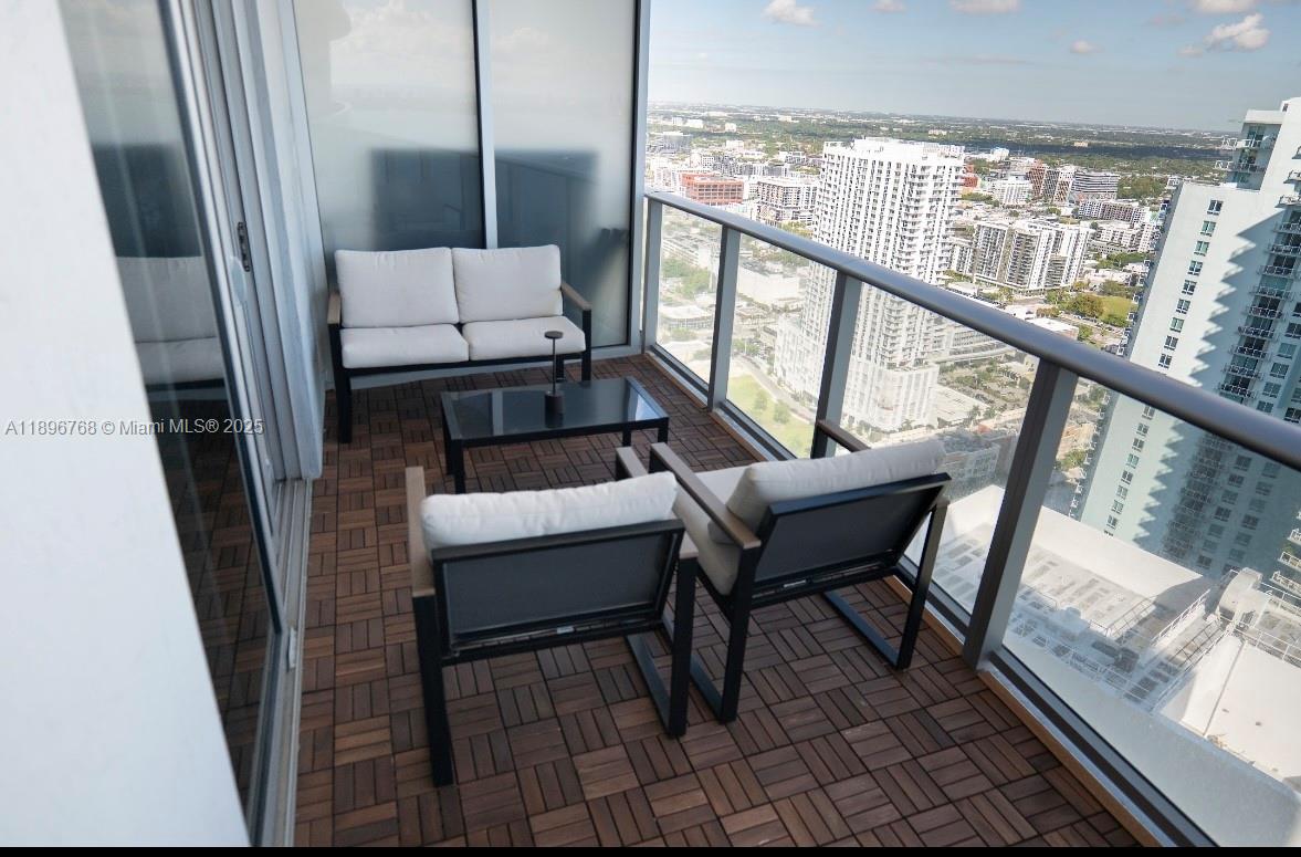 image Aria On The Bay5