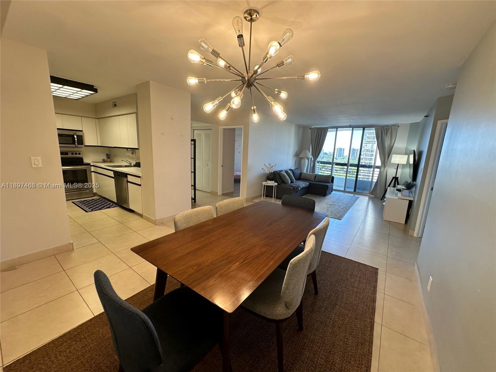 3600 NE Mystic Pointe Dr #1510