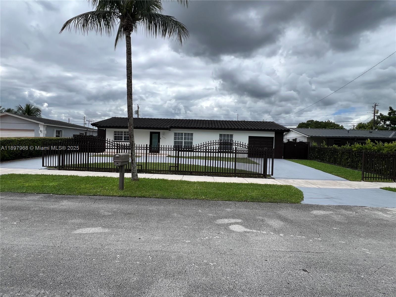 3530 SW 126th Ave