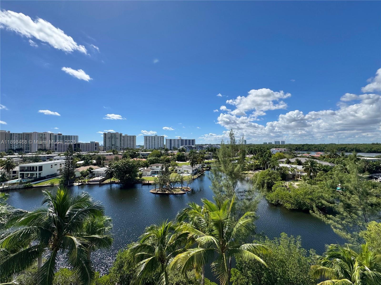 16500 Collins Ave #656