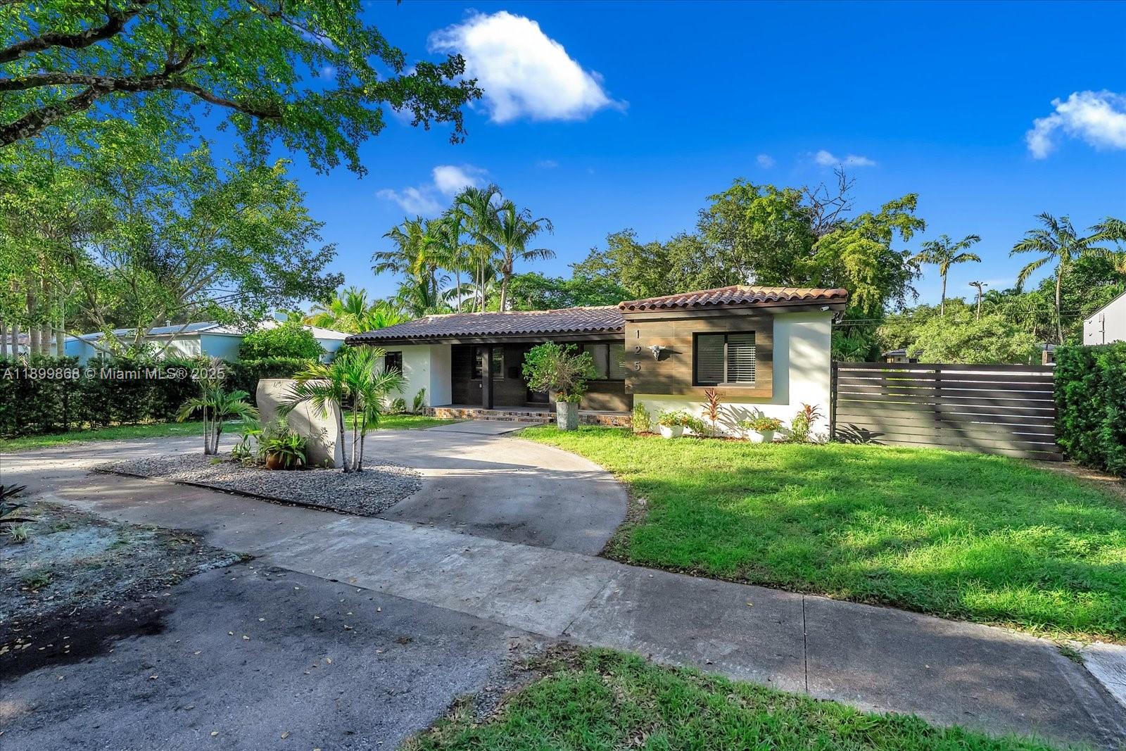 125 NE 107th St Miami Shores, FL 33161 125 NE 107th St Miami Shores, FL 33161