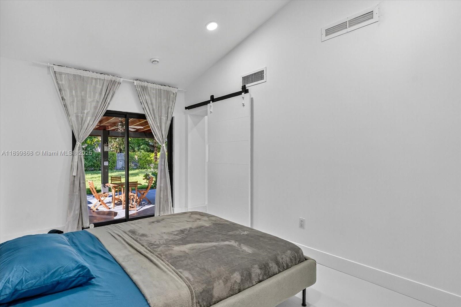 125 NE 107th St Miami Shores, FL 33161 125 NE 107th St Miami Shores, FL 33161