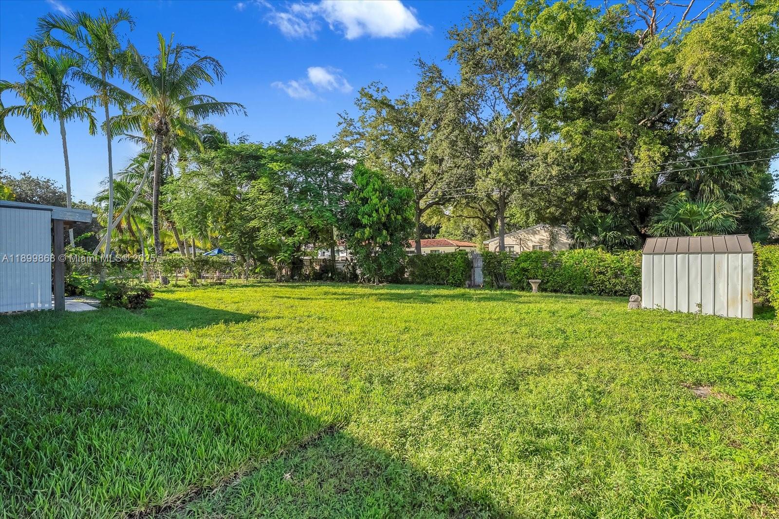 125 NE 107th St Miami Shores, FL 33161 125 NE 107th St Miami Shores, FL 33161