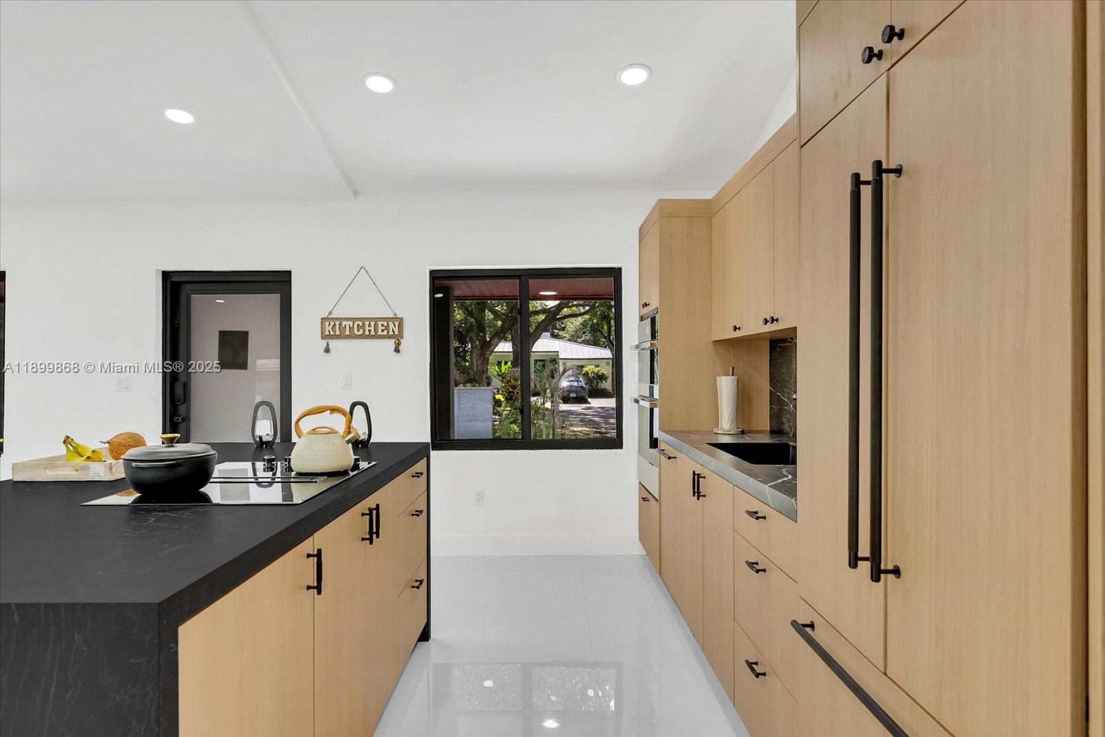 125 NE 107th St Miami Shores, FL 33161 125 NE 107th St Miami Shores, FL 33161