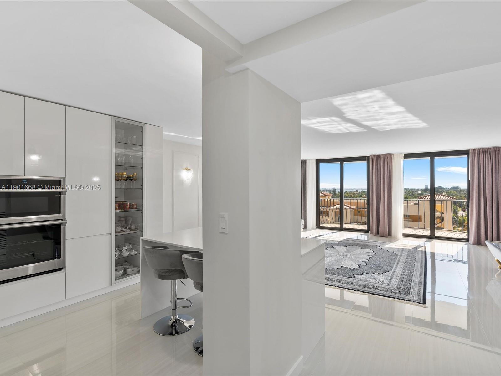 8877 Collins Ave #704 Surfside, FL 33154