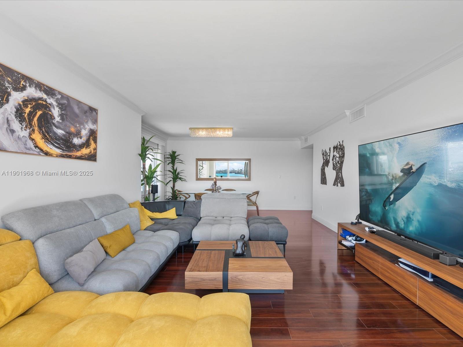 500 Bayview Dr #1722 Sunny Isles Beach, FL 33160